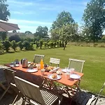 La Maison De Charme - Calme - Grand Jardin - Jeux * Sevigny (Orne)