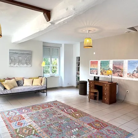 Nyaraló La Maison De Charme - Calme - Grand Jardin - Jeux