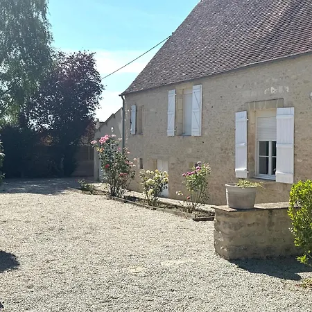Feriehus La Maison De Charme - Famille - Vaste Jardin - Campagne
