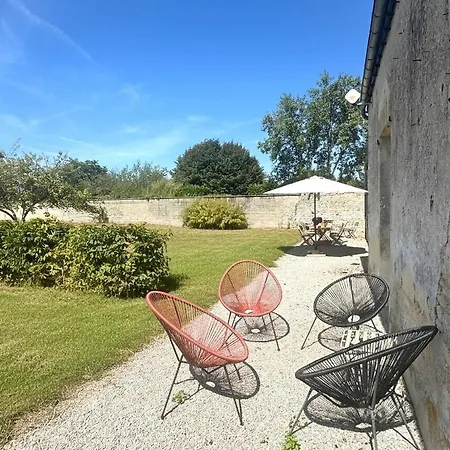 La Maison De Charme - Famille - Vaste Jardin - Campagne