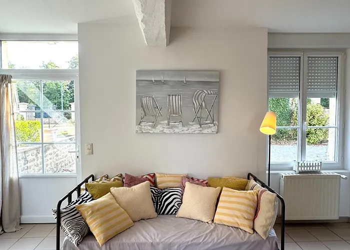 La Maison De Charme - Calme - Grand Jardin - Jeux 度假居