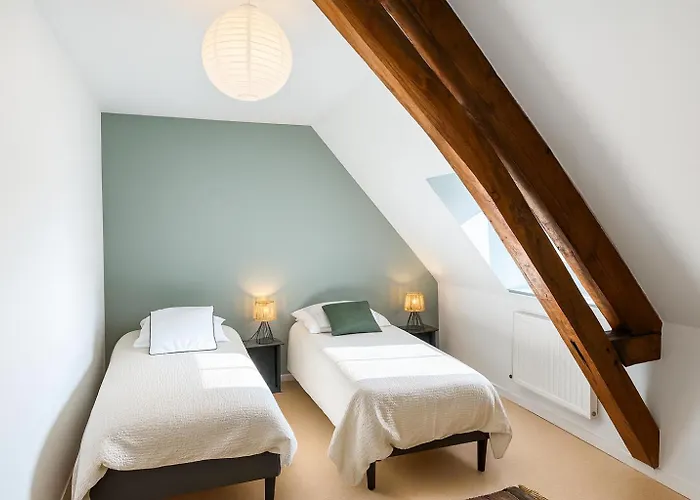 La Maison De Charme - Calme - Grand Jardin - Jeux *