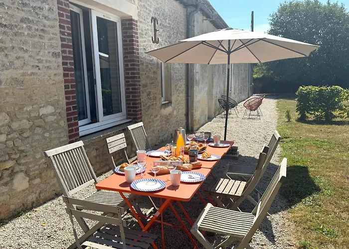 La Maison De Charme - Calme - Grand Jardin - Jeux