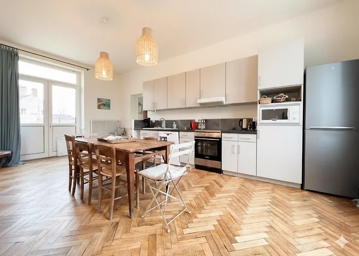 La Maison De Charme - Calme - Grand Jardin - Jeux 度假居